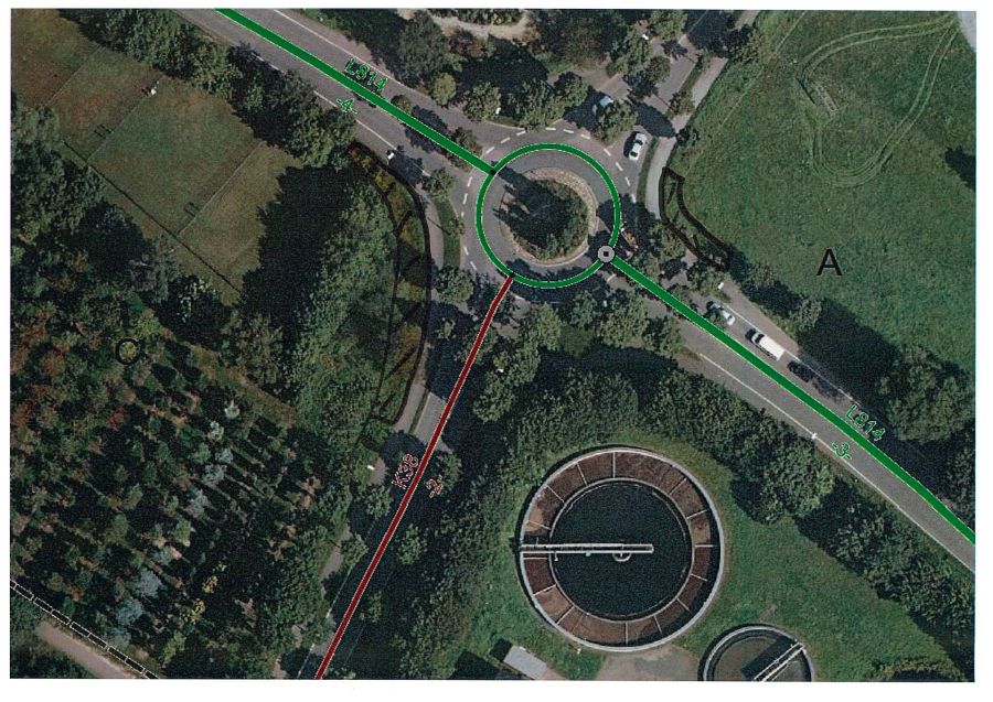 Gefahrenstelle Kreisverkehr L 814/K 38 Detmolder Straße in Bad Lippspringe: Überörtliche Unfallkommission will den Kreisel sicherer machen